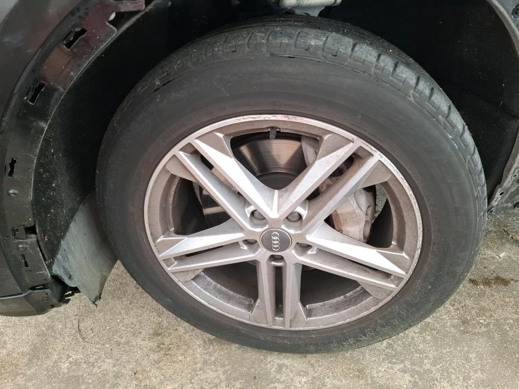 AUDI Q5 55 TFSI e 367 S tronic 7 Quattro line 2020