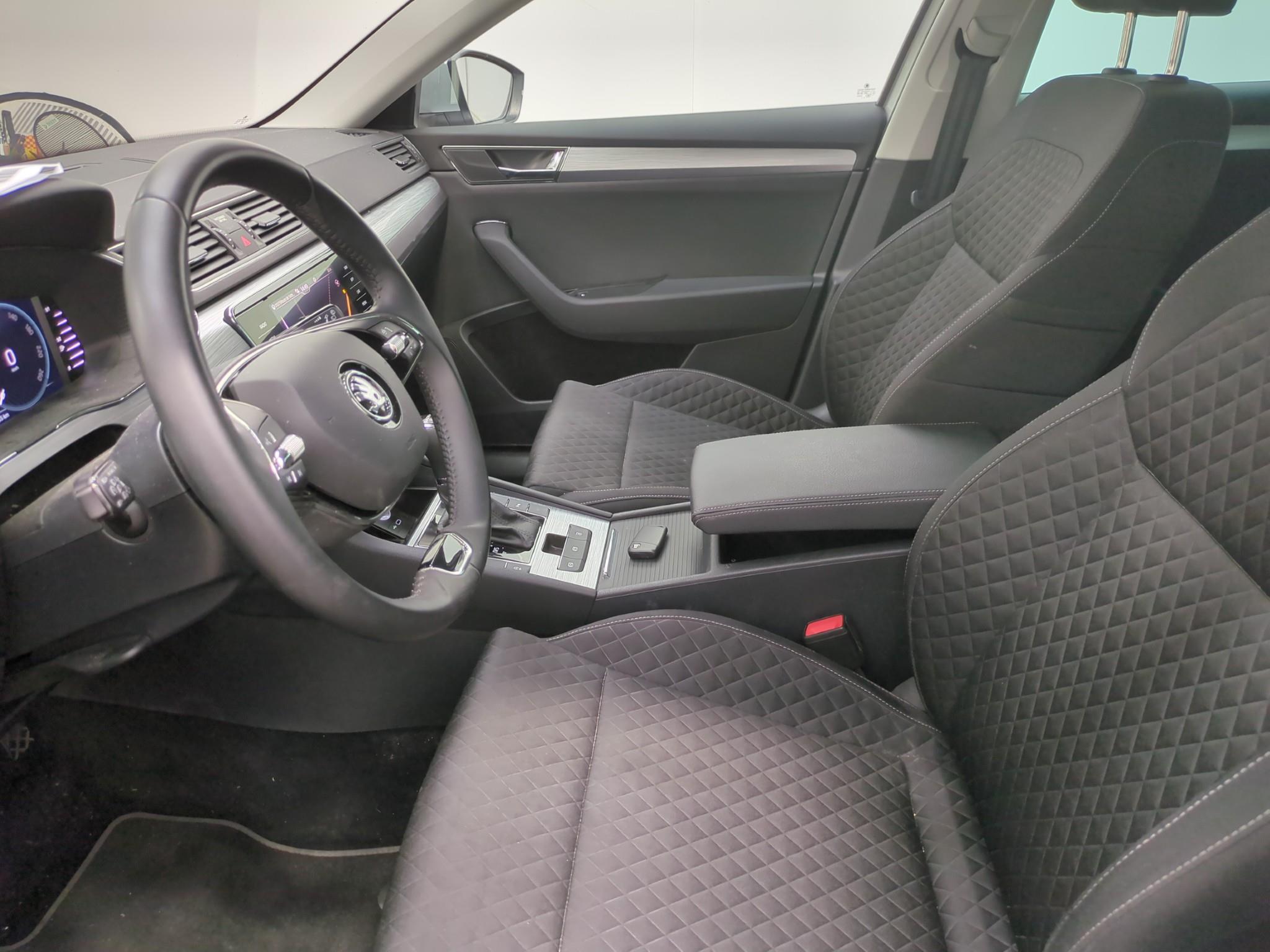 SKODA SUPERB COMBI 2.0 TDI 150 SCR DSG7 Business 2023