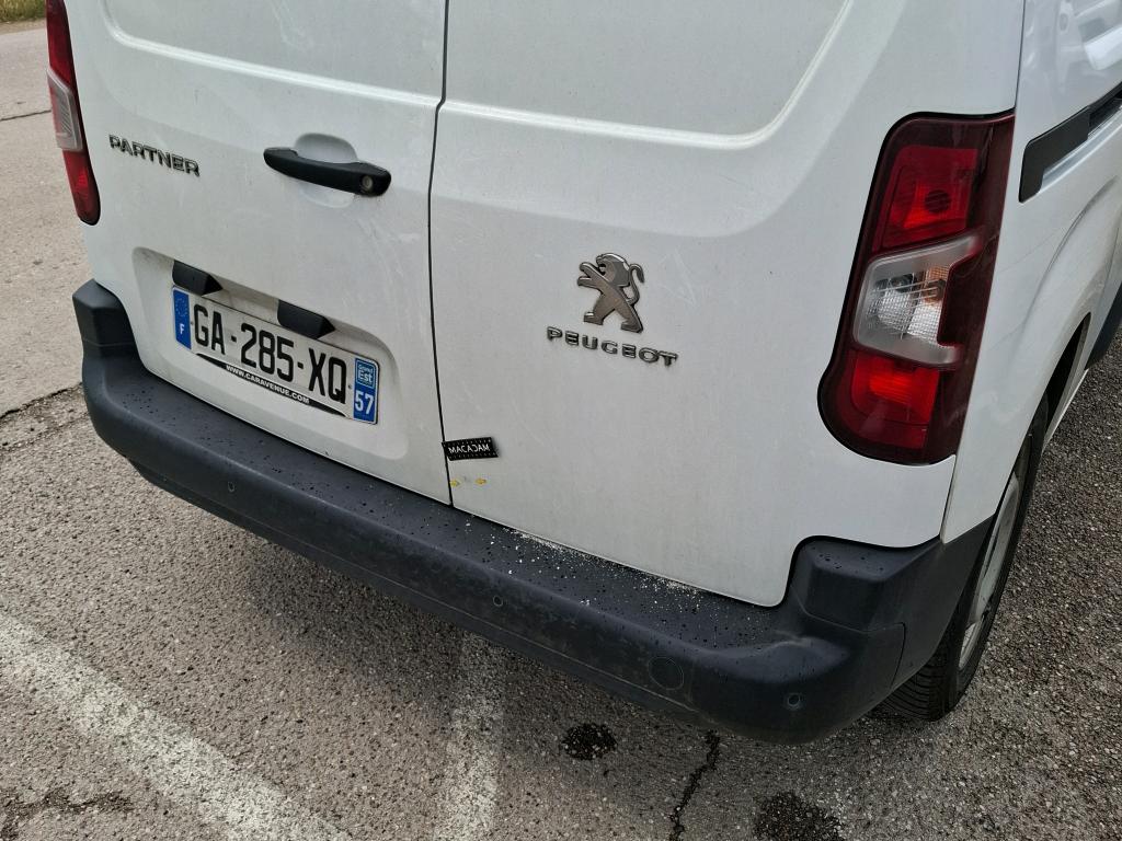 PEUGEOT PARTNER FOURGON STANDARD 650 KG BLUEHDI 130 S&S EAT8 ASPHALT 2021