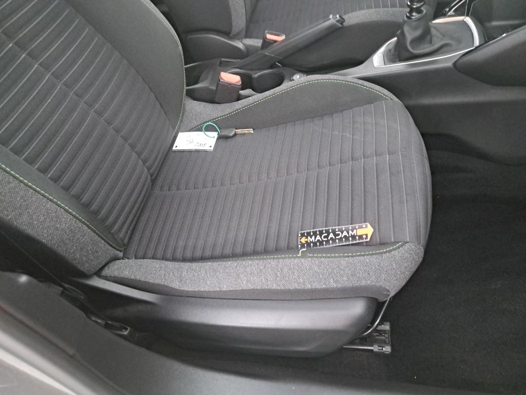PEUGEOT 2008 PureTech 100 S&S BVM6 Active 2024