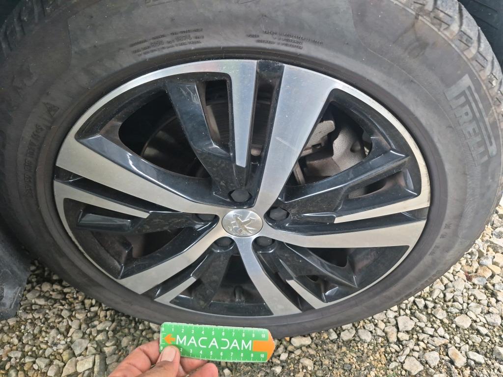 PEUGEOT 3008 Hybrid 225 e-EAT8 GT 2021
