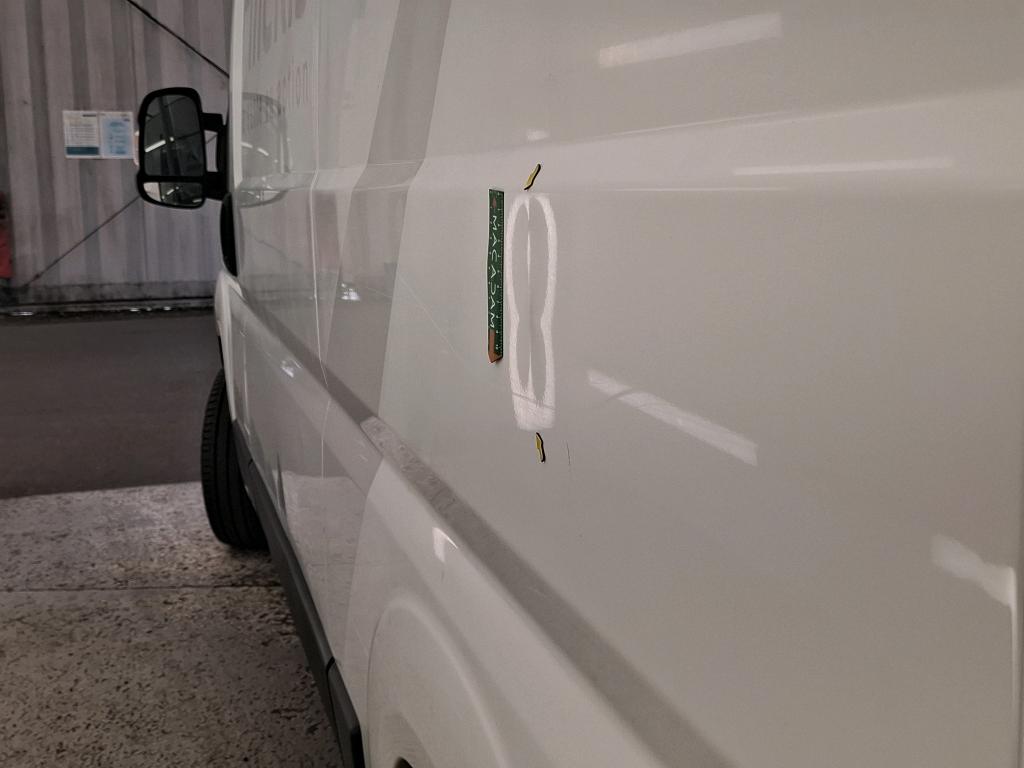 PEUGEOT BOXER FOURGON TOLE 330 L2H2 BLUEHDI 110 PREMIUM PACK 2019