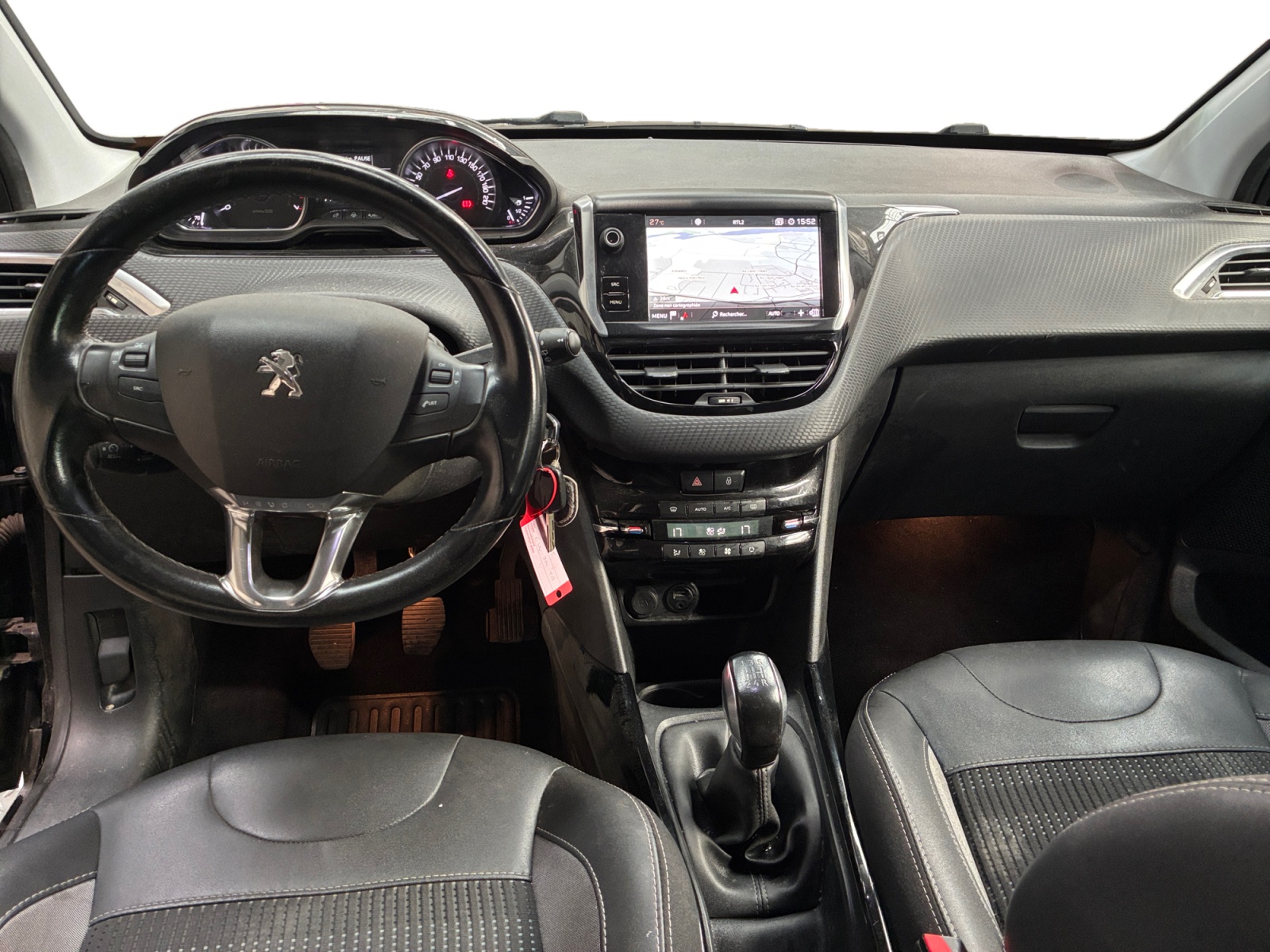 PEUGEOT 2008 1.2 PureTech 110ch S&S BVM5 Allure 2018