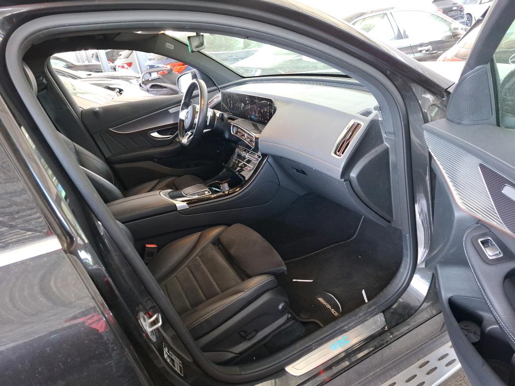 MERCEDES EQC 400 4Matic AMG Line 2022