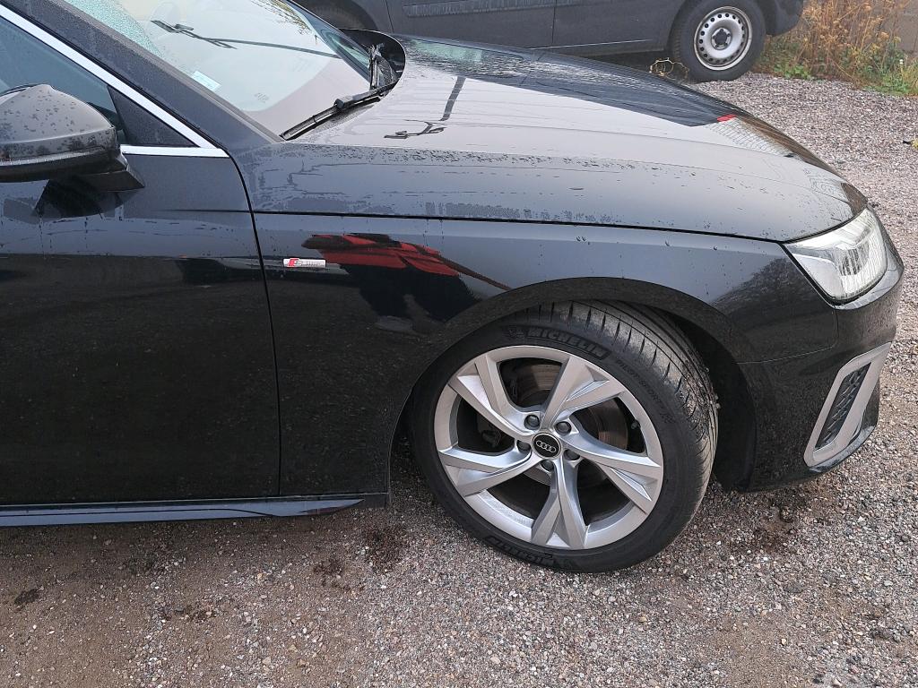 AUDI A4 AVANT 35 TFSI 150 S tronic 7 line 2022