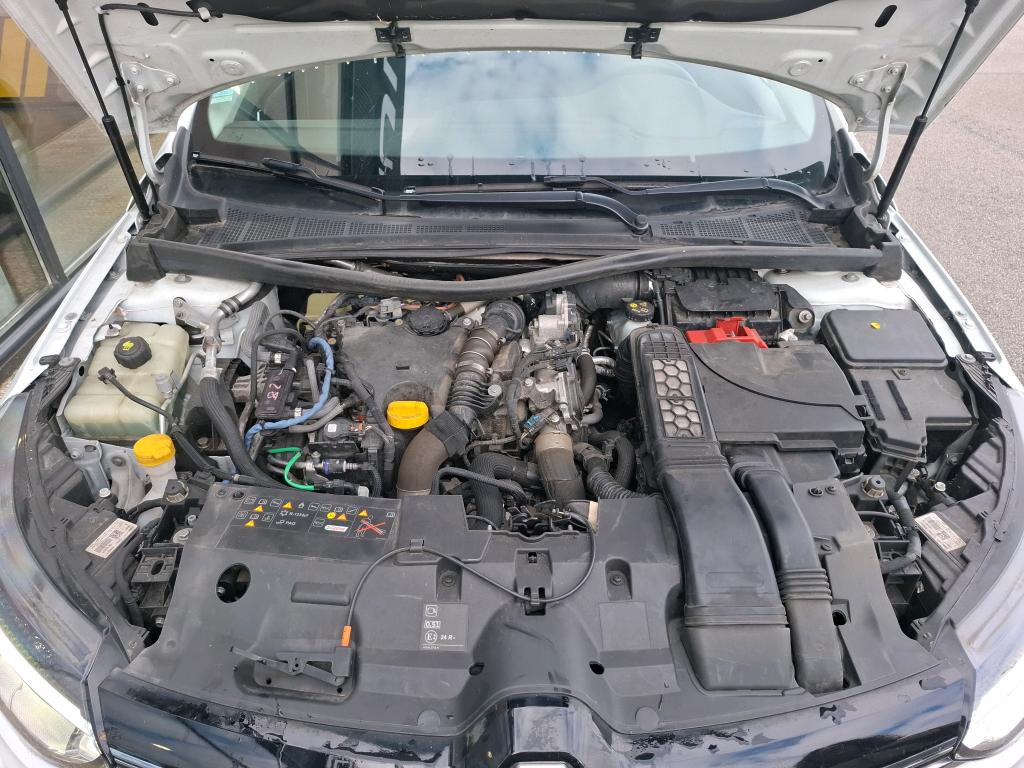 RENAULT MEGANE SOCIETE IV BLUE DCI 115 - 21N AIR NAV 2P 2022