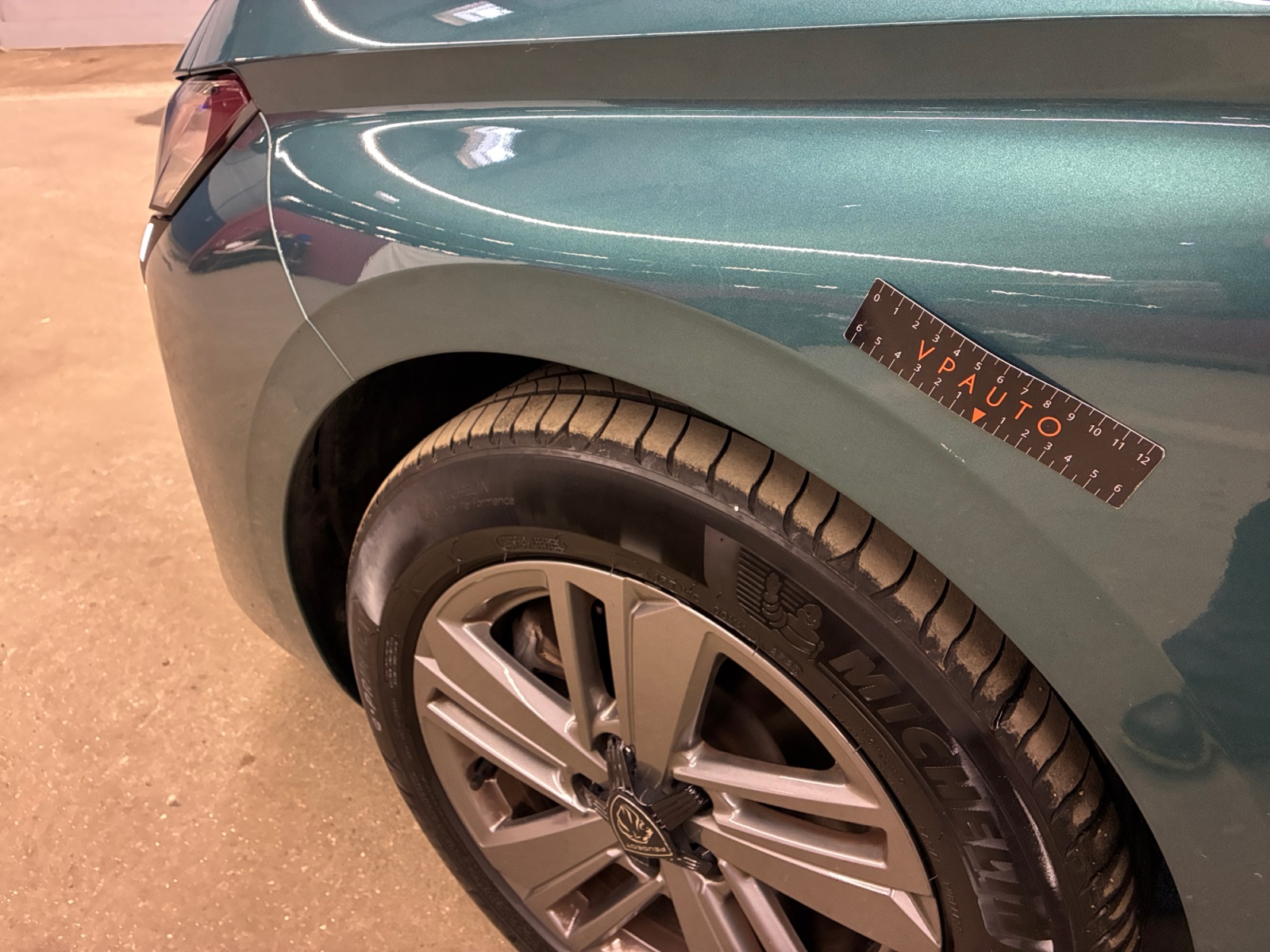 PEUGEOT 308 SW PureTech 130ch S&S EAT8 Active Pack 2024