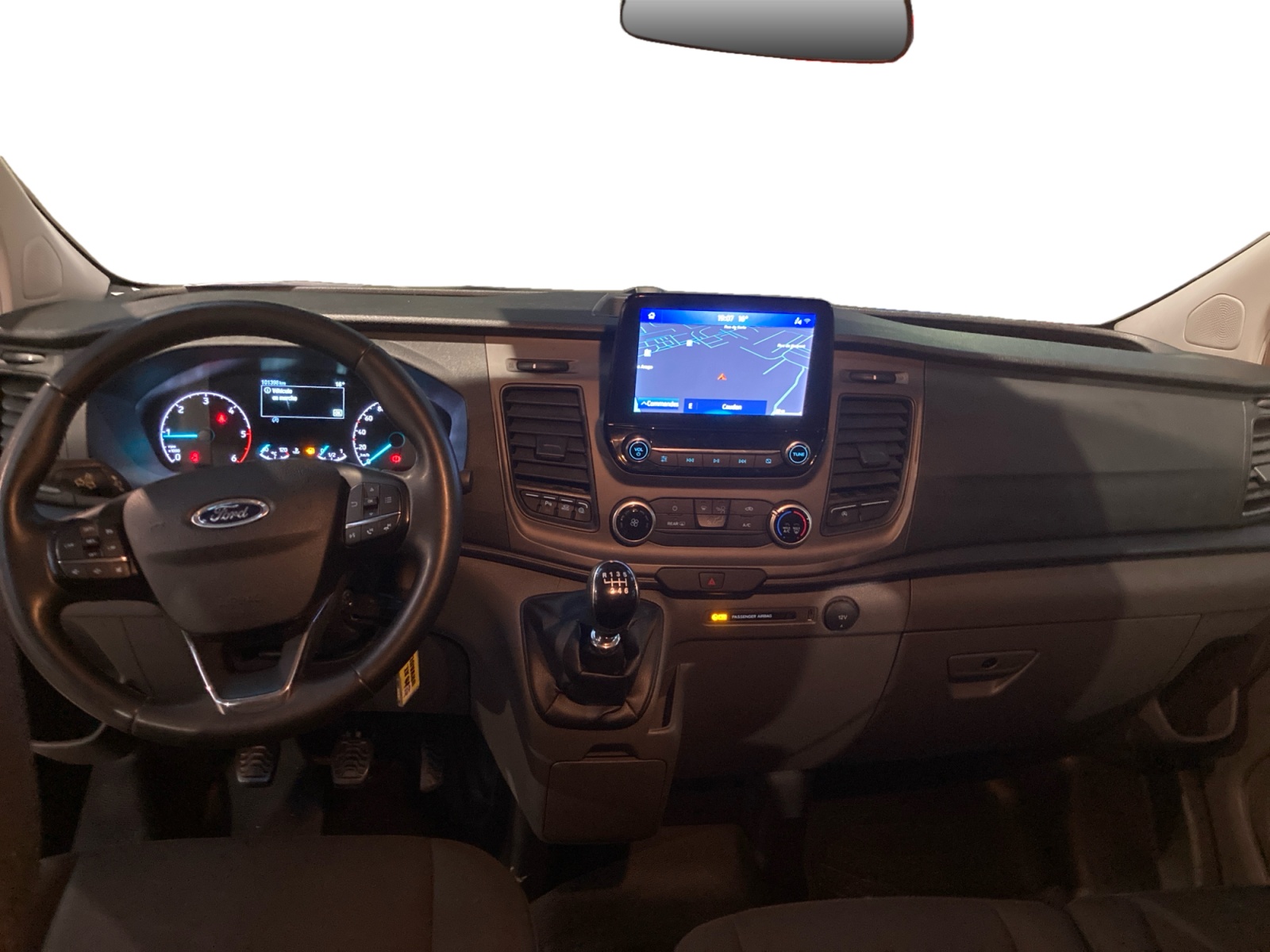 FORD Transit Custom Kombi 320 L2H1 2.0 EcoBlue 130 Trend Business 9pl 2023