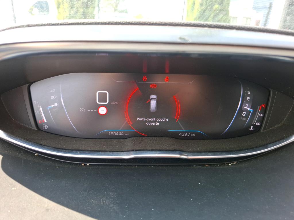 PEUGEOT 5008 BlueHDi 130ch S&S BVM6 Allure Pack 2021