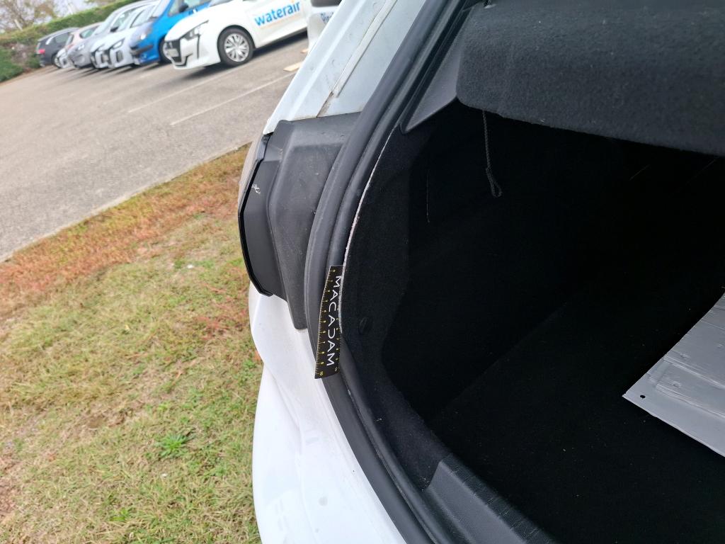PEUGEOT 208 AFFAIRE PURETECH 75 S&S BVM5 PREMIUM PACK 2021