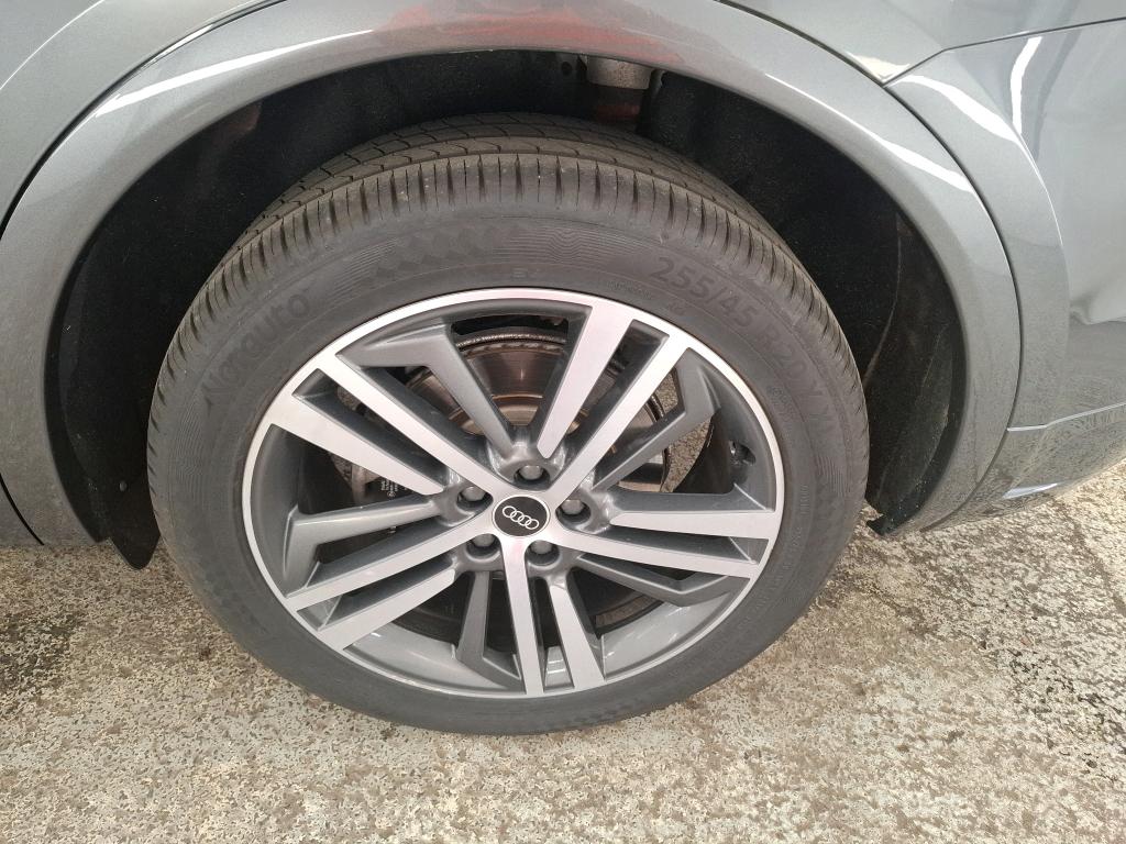 AUDI Q5 40 TDI 204 S tronic 7 Quattro line 2021