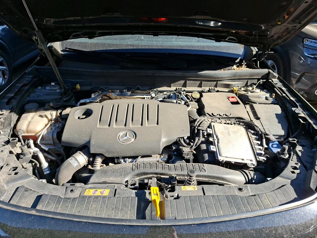 MERCEDES GLB 200 d 8G-DCT AMG Line 2021