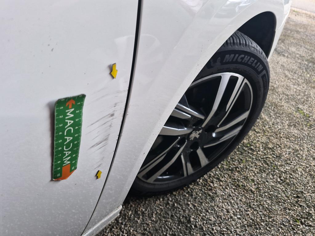 PEUGEOT 208) 208 PureTech 100 S&S BVM6 Active Pack 2023
