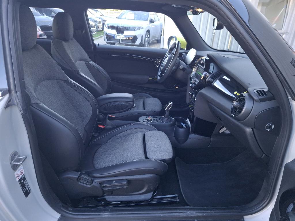 MINI HATCH 3 Portes Cooper SE 184 ch Finition Greenwich 2020