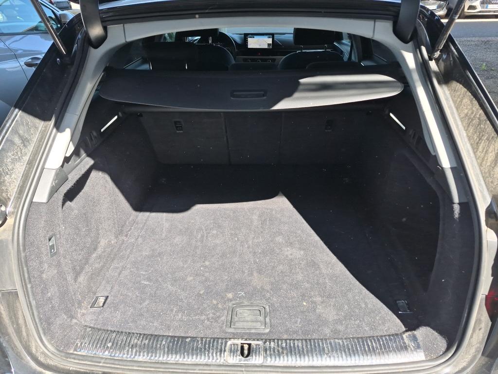 AUDI A4 AVANT 35 TDI 163 S tronic 7 Business Line 2021