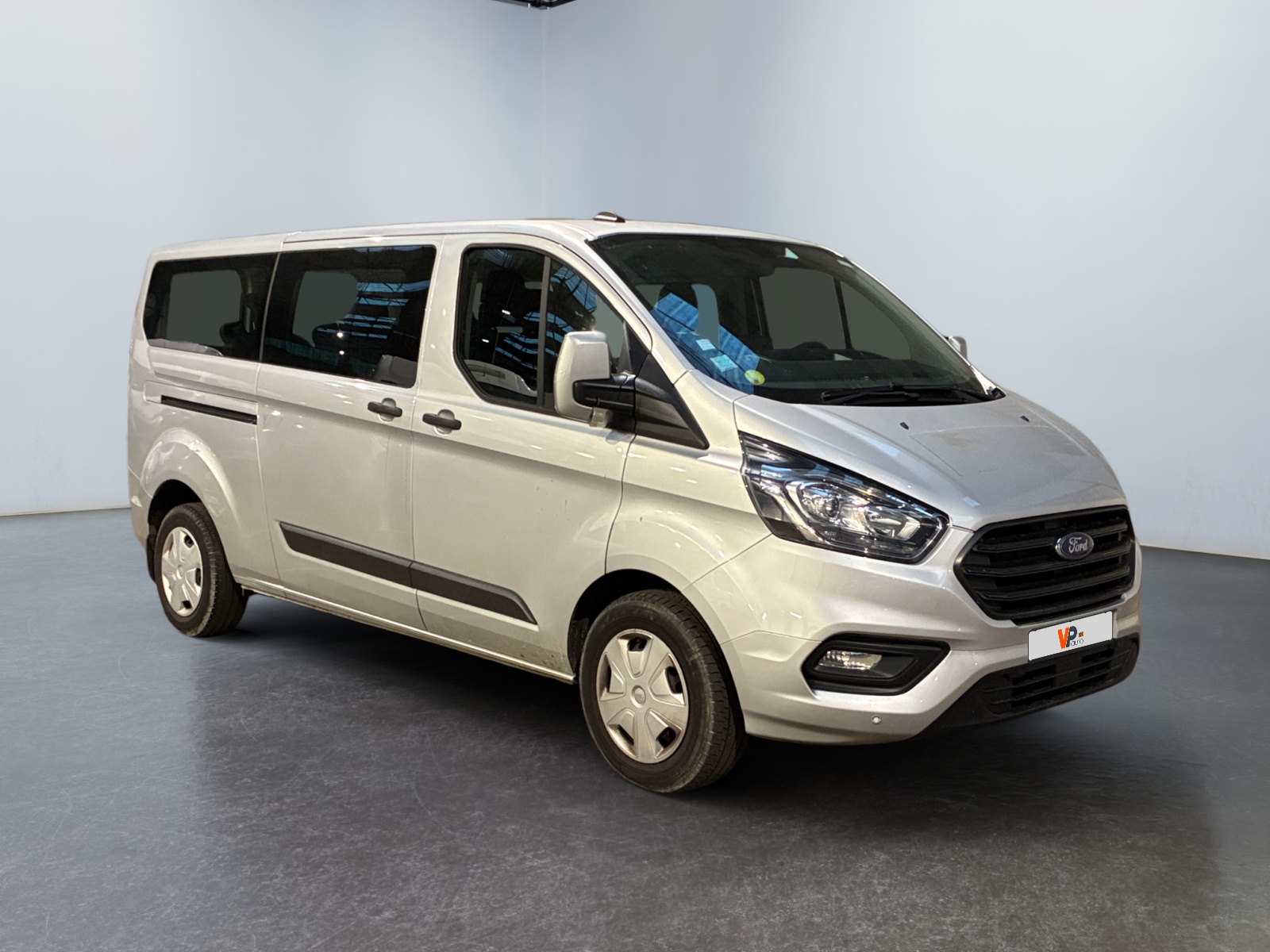 FORD Transit Custom 320 L2H1 2.0 EcoBlue 130 Trend Business 9pl 2021