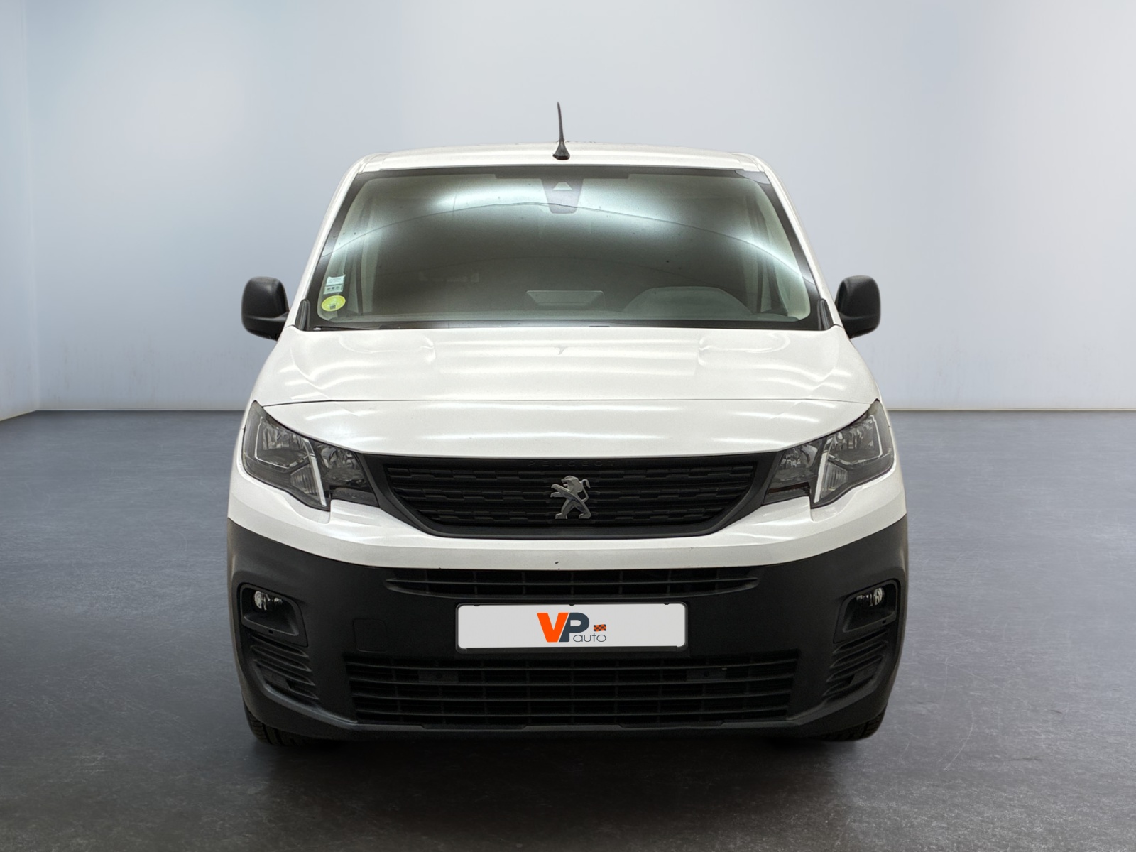 PEUGEOT PARTNER FOURGON STANDARD 1000 KG BLUEHDI 100 S&S BVM5 ASPHALT 2021