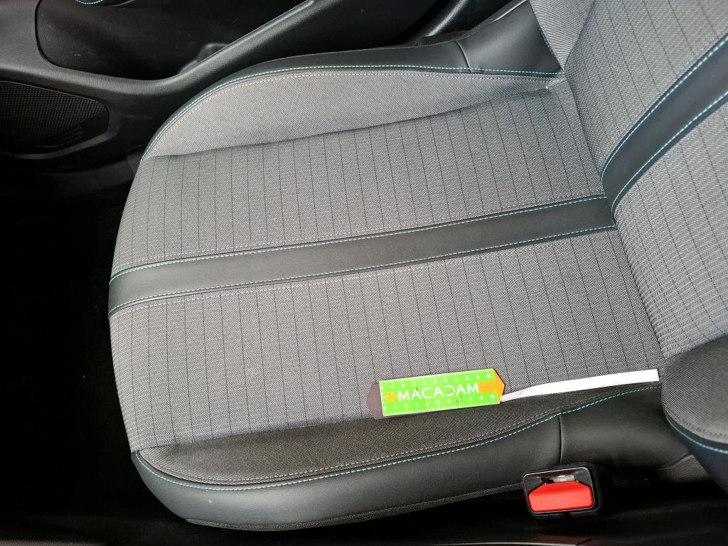 PEUGEOT 2008 BUSINESS PureTech 130 S&S EAT8 Allure 2021
