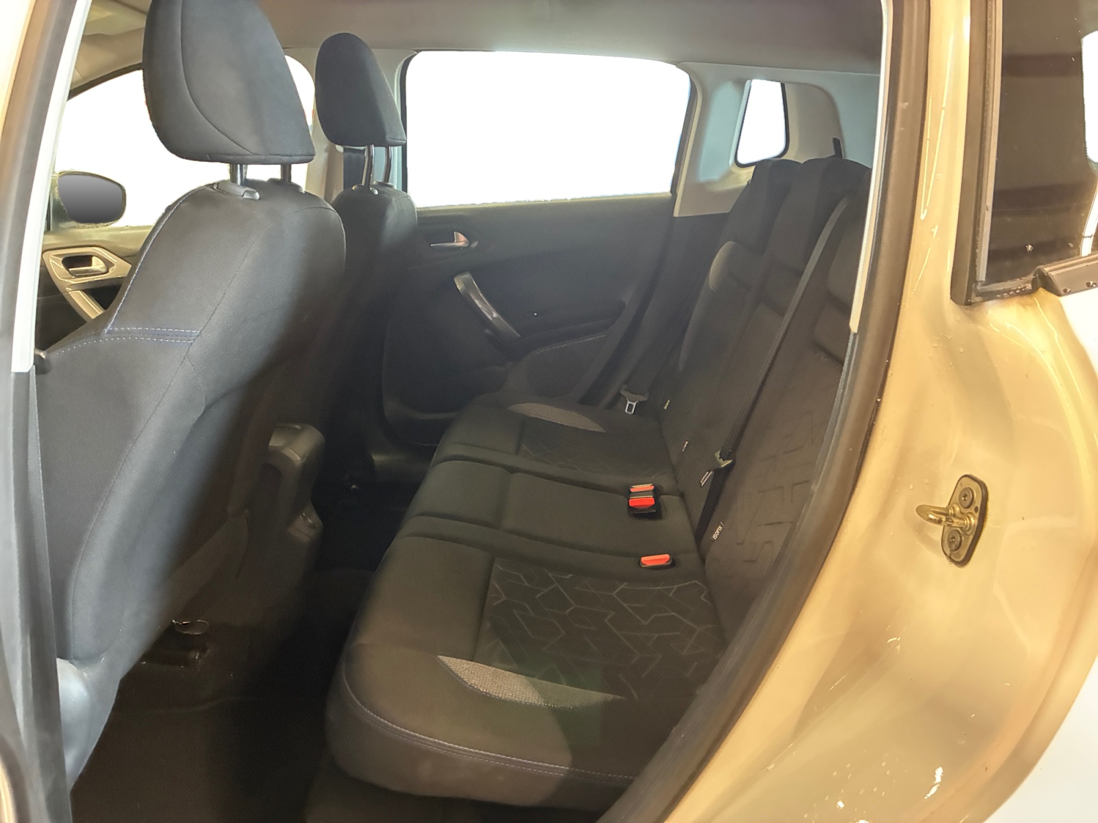 PEUGEOT 2008 BlueHDi 100ch BVM6 Style 2019