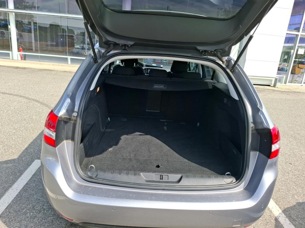 PEUGEOT 308 SW PureTech 130ch S&S BVM6 Allure Business 2021