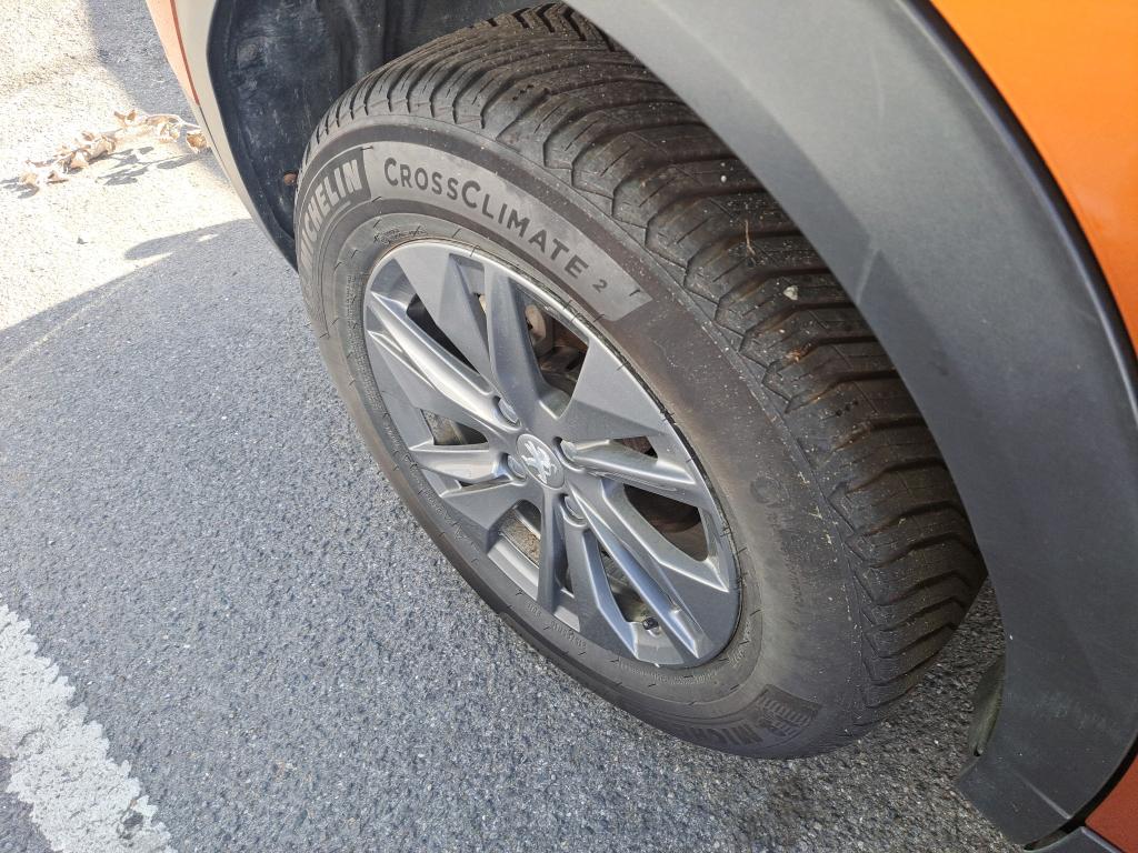PEUGEOT 2008 PureTech 130 S&S BVM6 Active Pack 2023