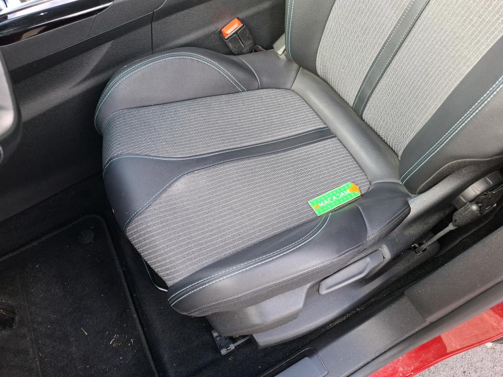 PEUGEOT 5008 BlueHDi 130ch S&S EAT8 Allure Pack 7 places 2022