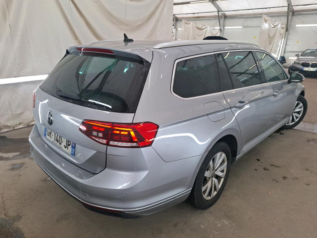 VOLKSWAGEN PASSAT SW 2.0 TDI EVO SCR 150 DSG7 Life Plus 2023