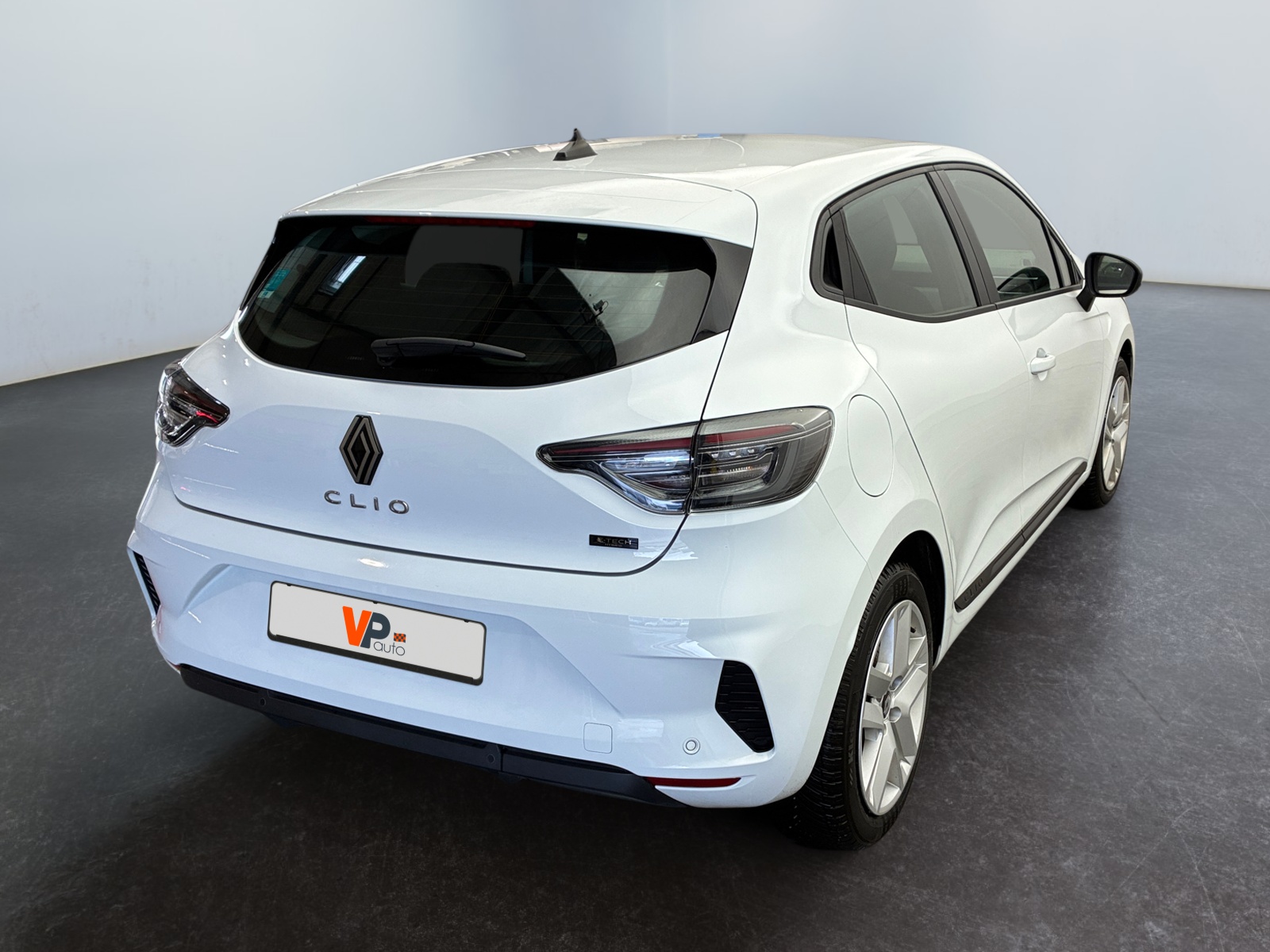 RENAULT CLIO V E-Tech full hybrid 145 Evolution 2024