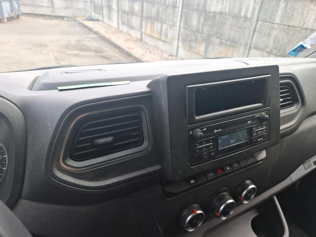 RENAULT MASTER FOURGON FGN TRAC F3300 L2H2 DCI 135 GRAND CONFORT 2021