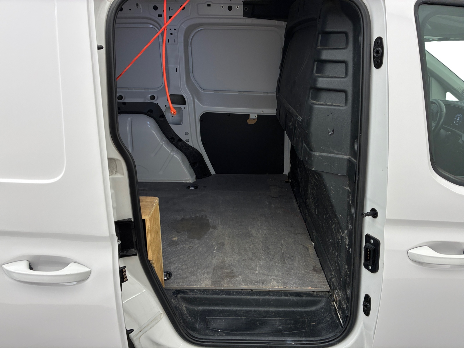 VOLKSWAGEN CADDY CARGO 2.0 TDI 122 DSG7 BUSINESS 2024