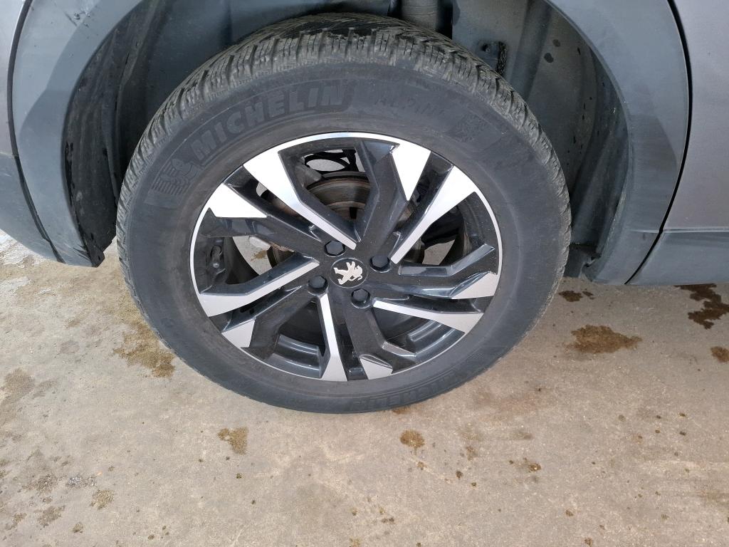 PEUGEOT 2008 BUSINESS BlueHDi 130 S&S EAT8 Allure 2021