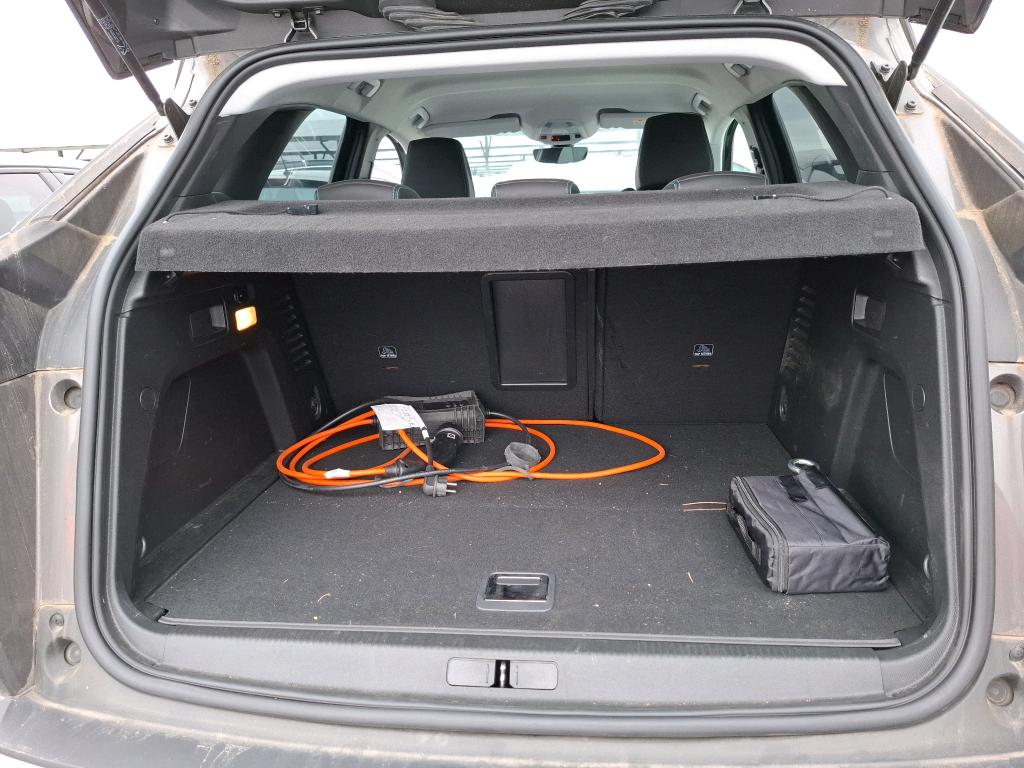 PEUGEOT 3008 Hybrid 225 e-EAT8 Allure 2021