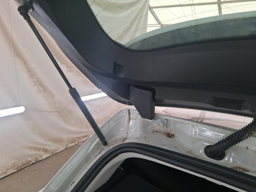 RENAULT MÉGANE MEGANE IV BERLINE Blue dCi 115 EDC Business 2019