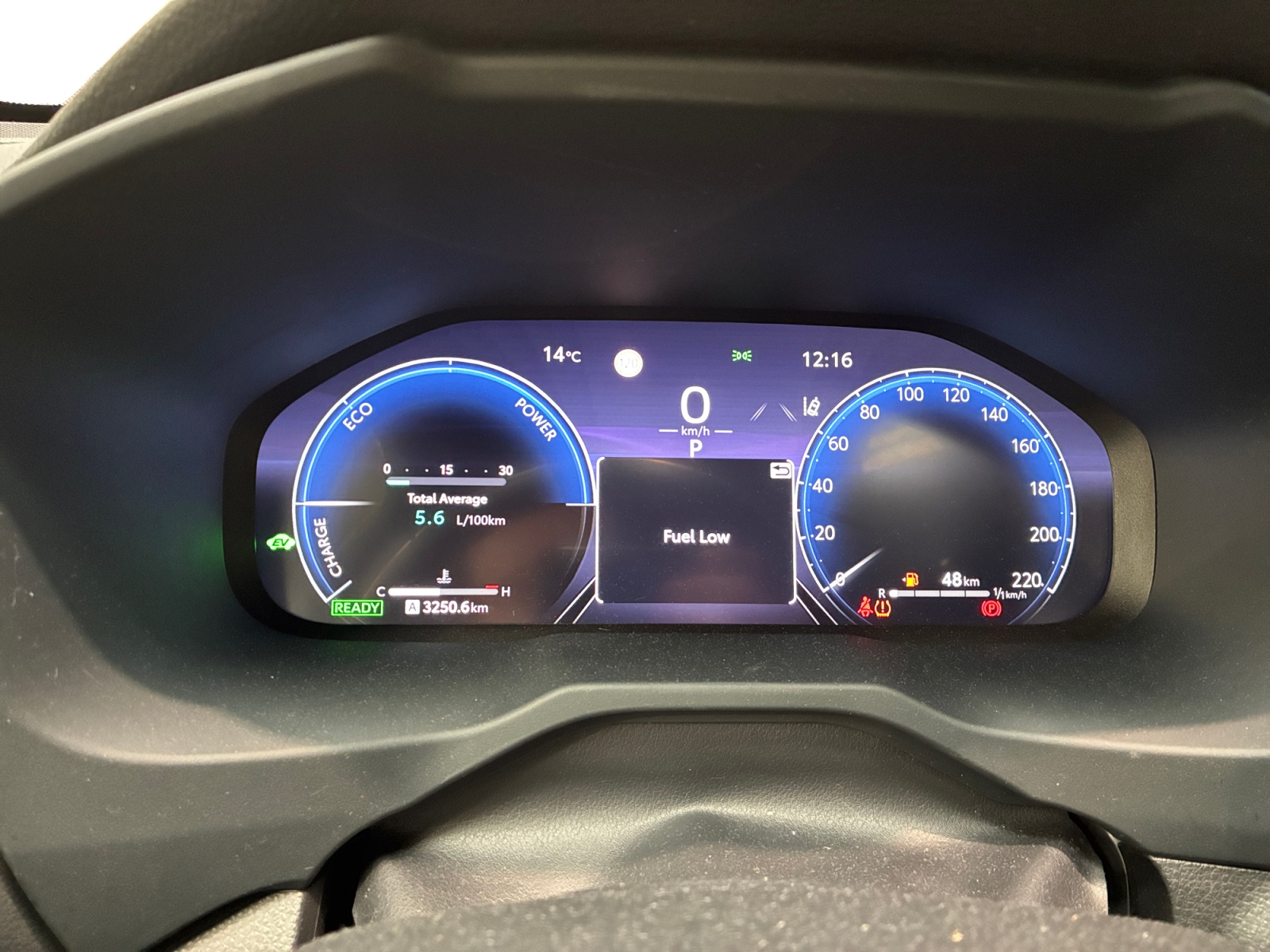 TOYOTA RAV4 Hybride 222 ch AWD-i 2024