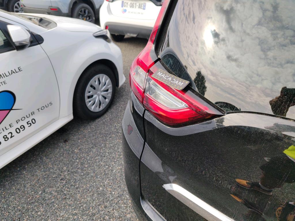 RENAULT GRAND SCENIC TCe 140 EDC Techno 2023