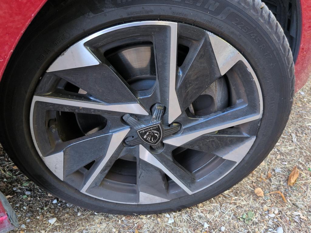 PEUGEOT 308 SW PHEV 180 e-EAT8 Allure 2024
