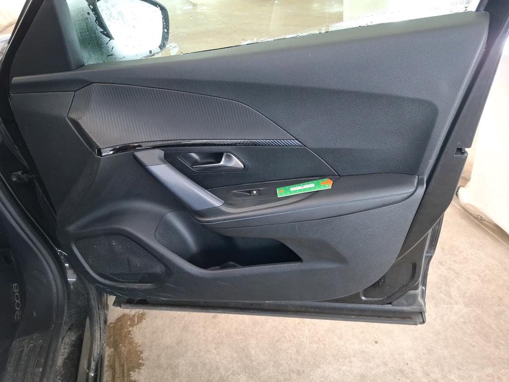 PEUGEOT 2008 BUSINESS PureTech 130 S&S EAT8 Allure 2020