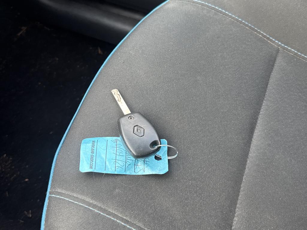 RENAULT Twingo II 1.2 LEV 16v 75 eco2 SL Limited 2014