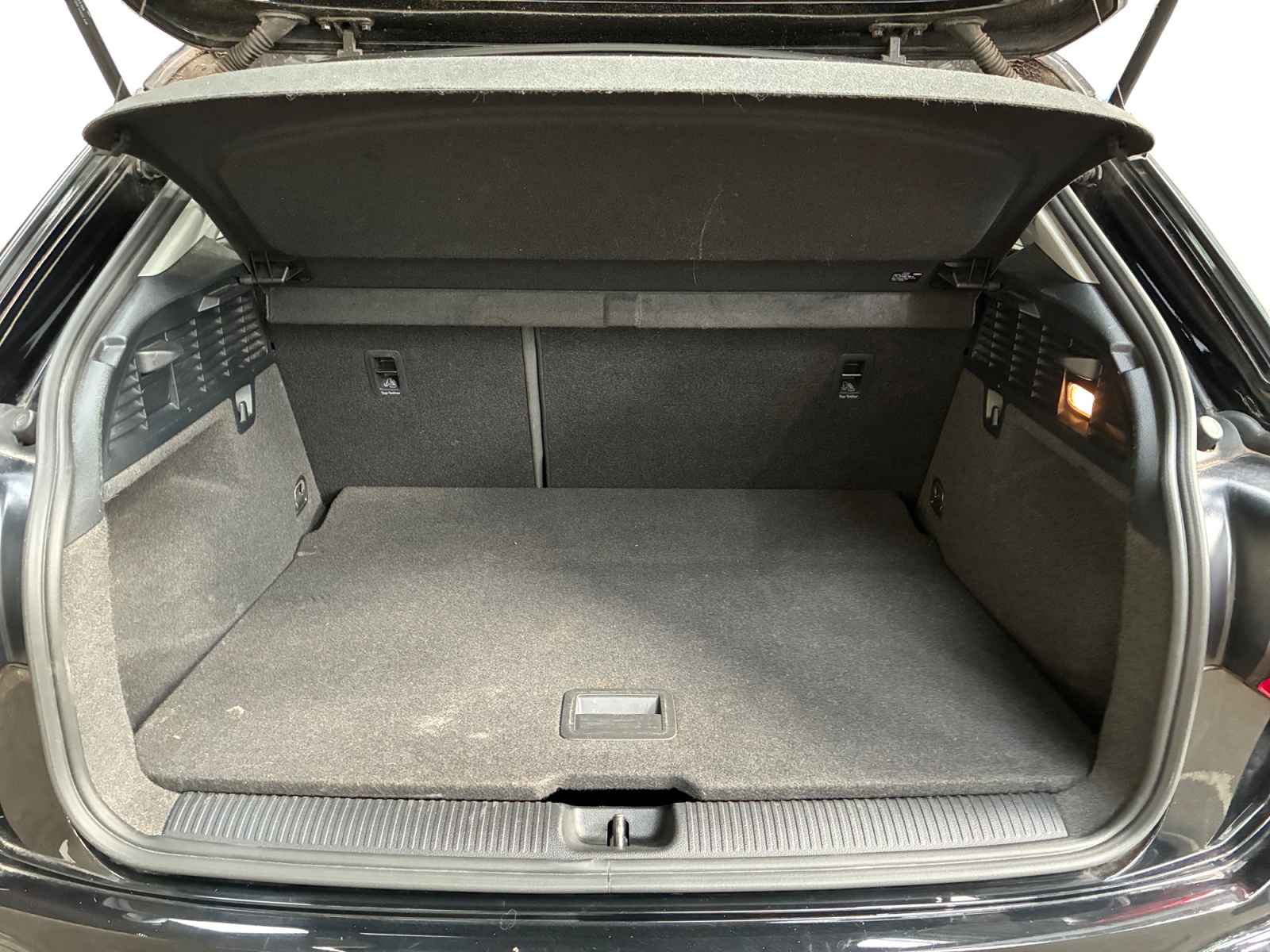 AUDI Q2 30 TDI 116 BVM6 Design 2023
