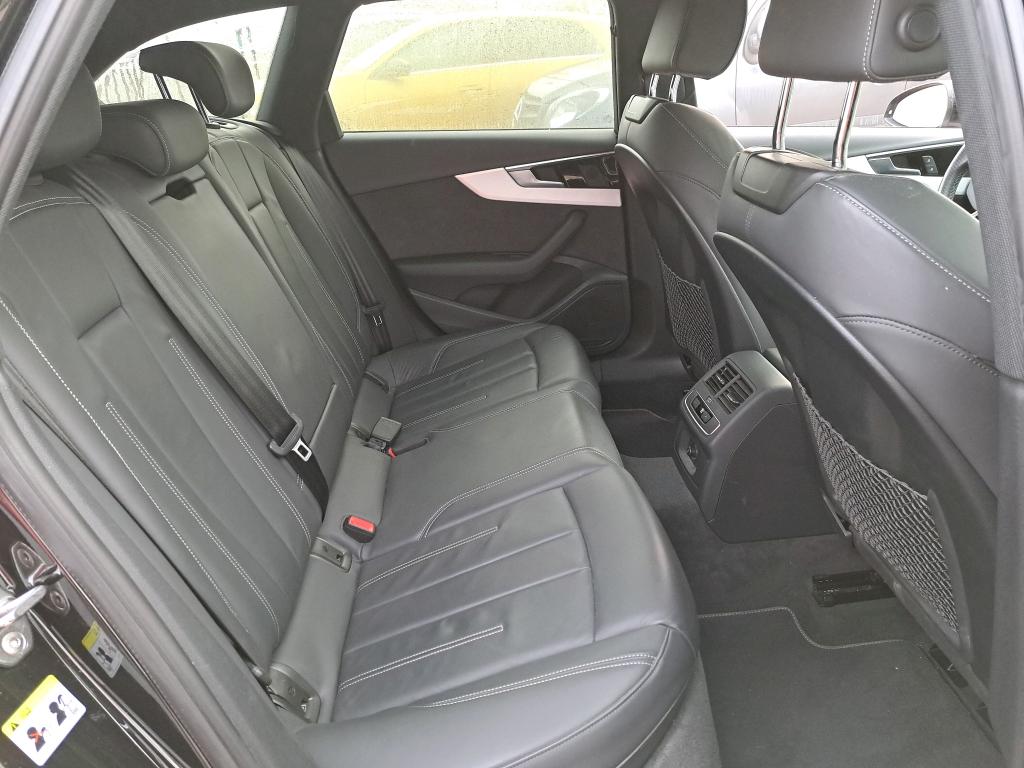 AUDI A4 AVANT 35 TFSI 150 S tronic 7 line 2022