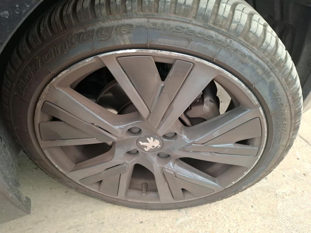 PEUGEOT 208) 208 PureTech 100 S&S BVM6 GT 2023
