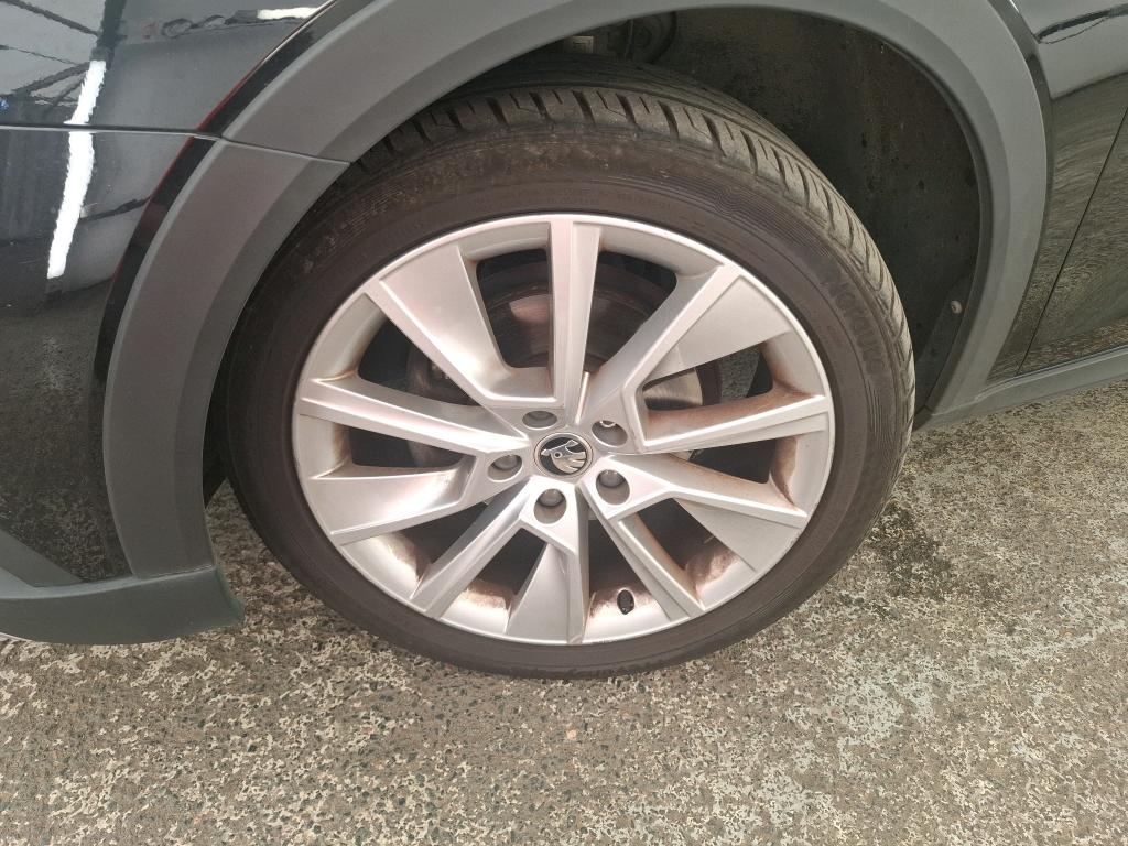 SKODA OCTAVIA COMBI 1.5 TSI mHEV e-TEC 150 ch ACT DSG7 Scout 2023