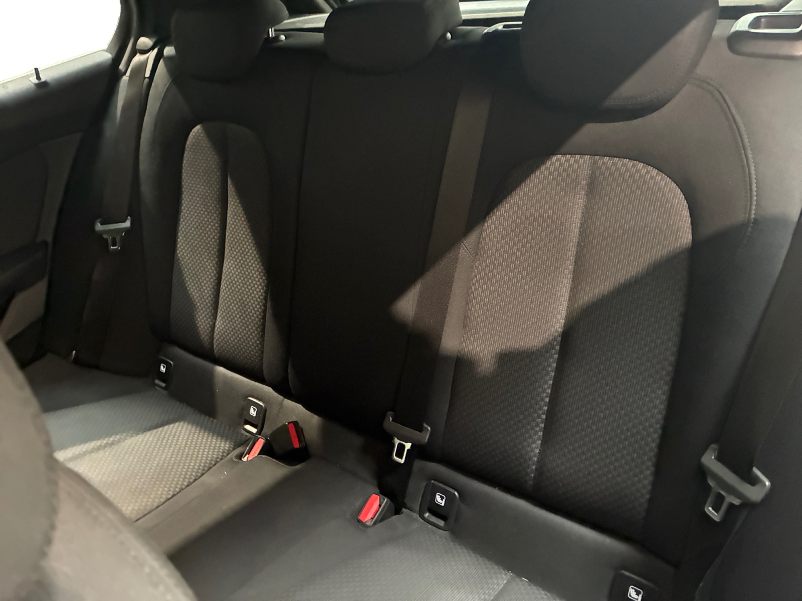 BMW Série 1 116d 116ch DKG7 Business Design 2021