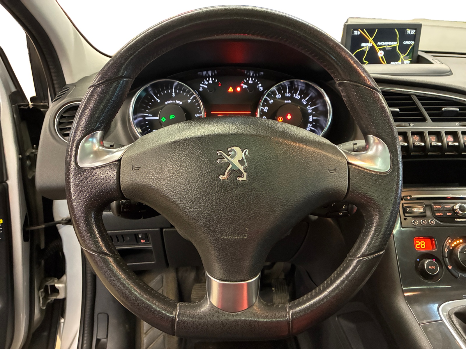 PEUGEOT 3008 1.6 BlueHDi 120ch S&S BVM6 Allure 2016