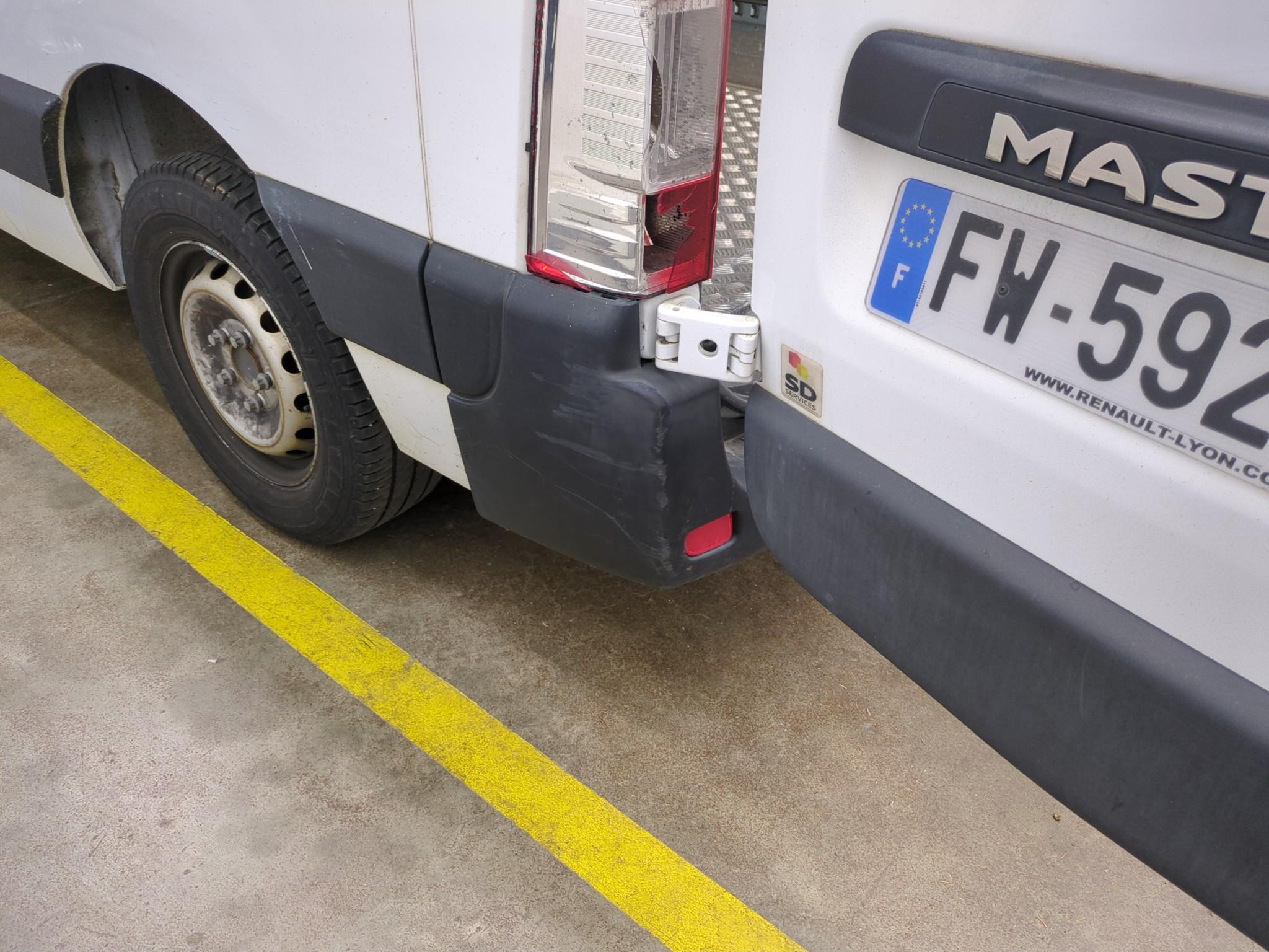 RENAULT MASTER FOURGON FGN TRAC F3500 L2H2 DCI 135 GRAND CONFORT 2021