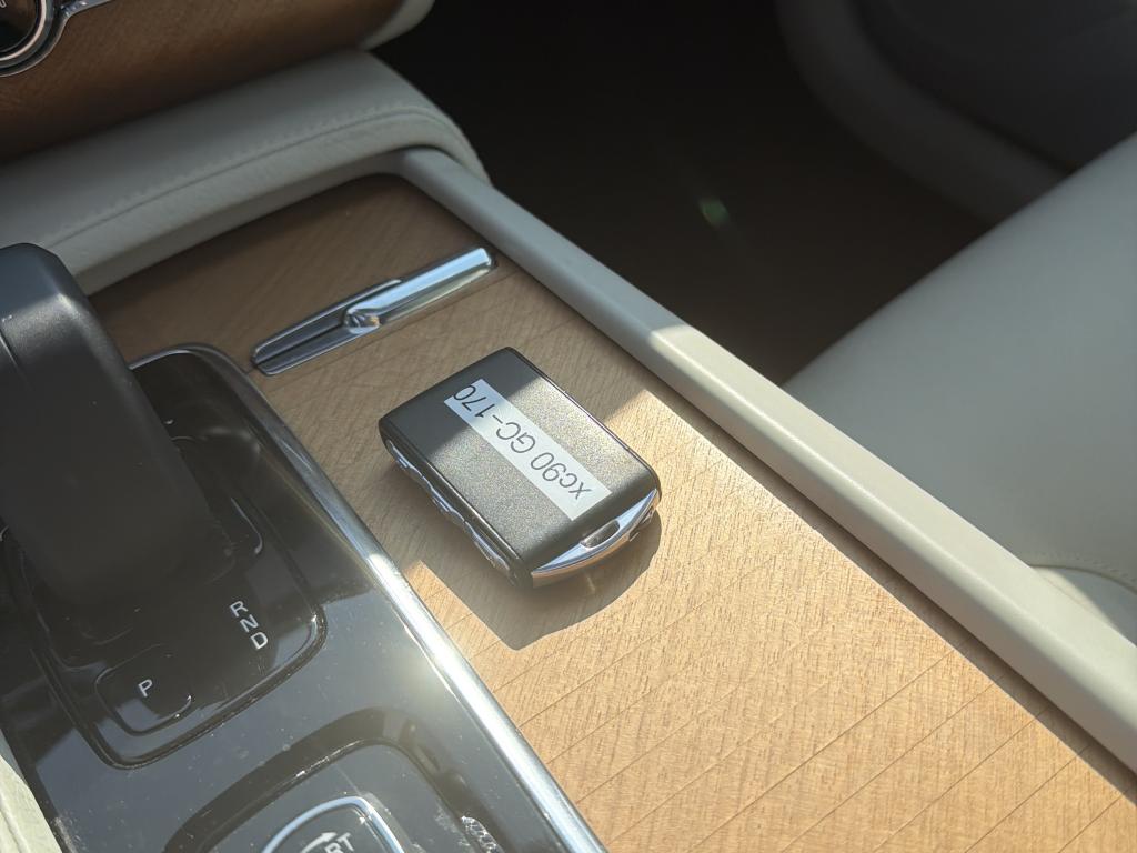 VOLVO XC90 Recharge T8 AWD 303+87 ch Geartronic 8 7pl Momentum 2021