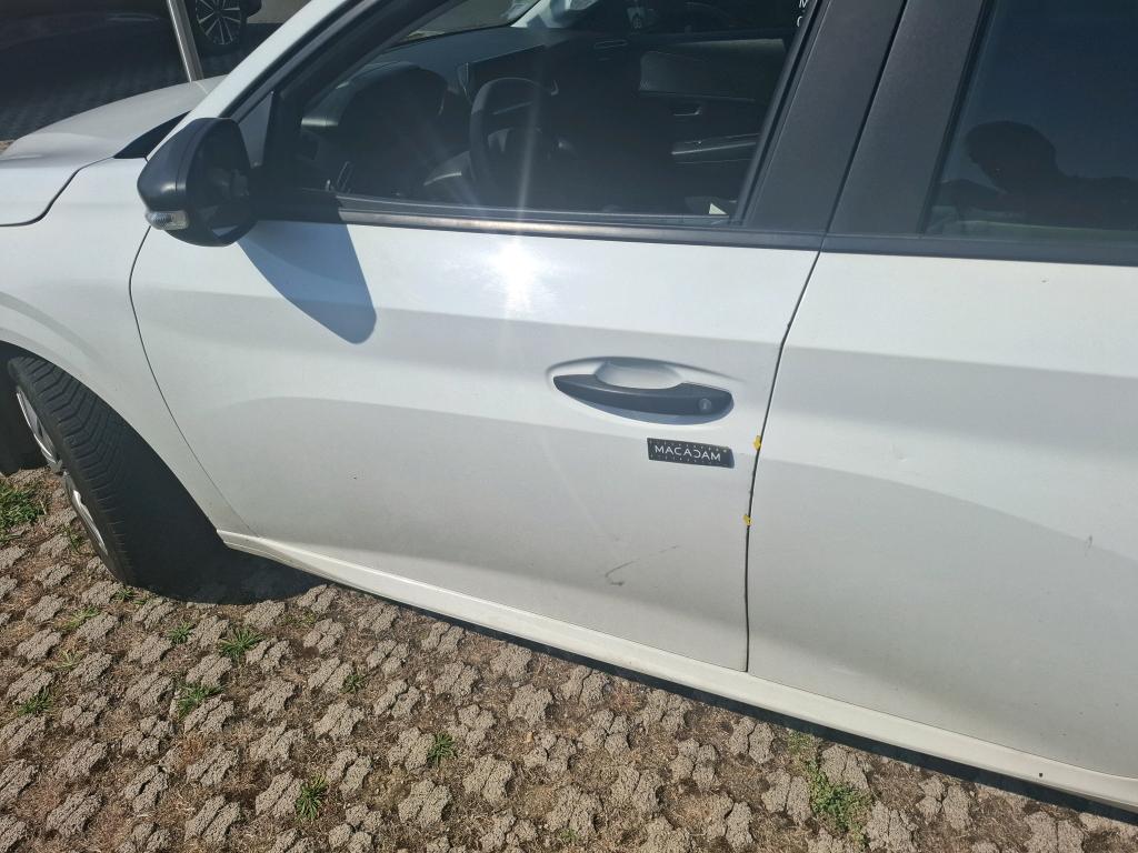 PEUGEOT 208 AFFAIRE BLUEHDI 100 S&S BVM6 PREMIUM 2021