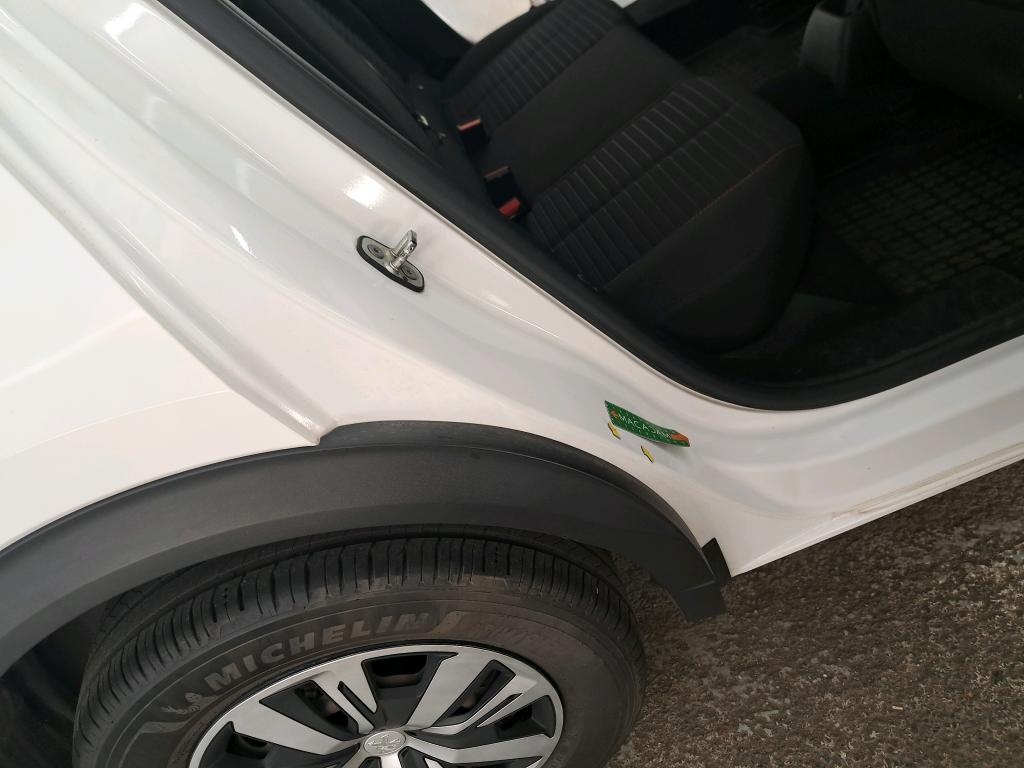 PEUGEOT 2008 BUSINESS BlueHDi 130 S&S EAT8 Active 2021