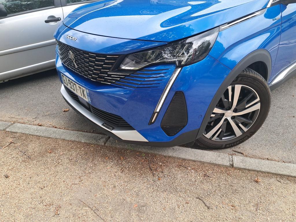PEUGEOT 3008 Hybrid 225 e-EAT8 Allure Pack 2022