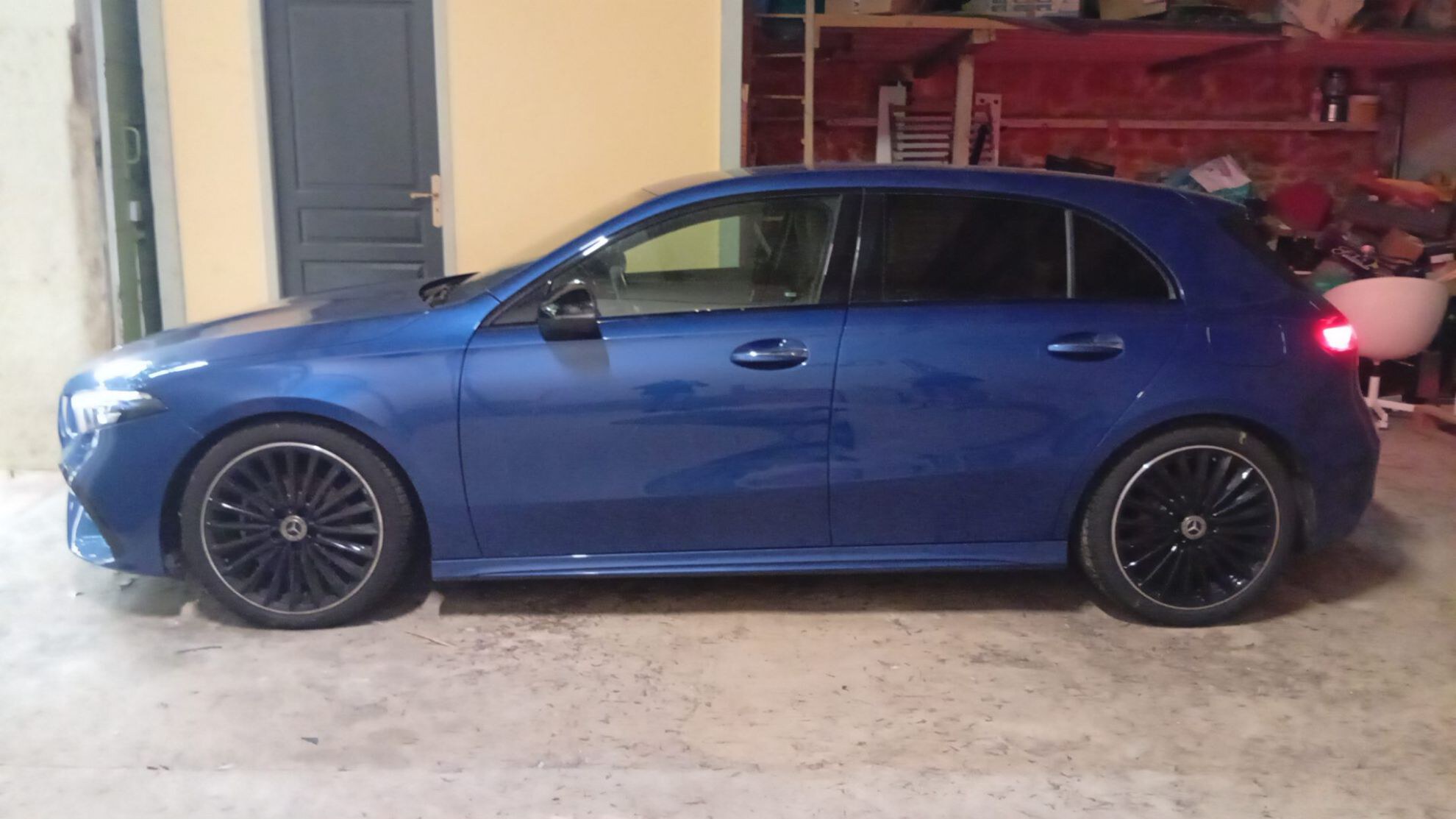 MERCEDES CLASSE A 200 7G-DCT AMG Line 2024